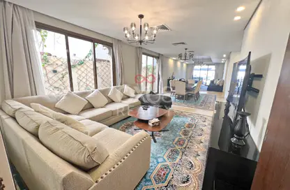 Villa - 5 Bedrooms - 6 Bathrooms for rent in Bu Quwah - Northern Governorate
