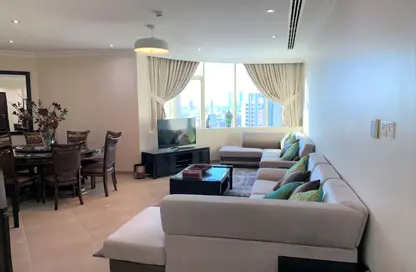 Apartment - 3 Bedrooms - 3 Bathrooms for rent in Al Juffair - Capital Governorate