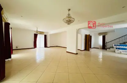 Villa - 5 Bedrooms - 5 Bathrooms for rent in Saar - Northern Governorate