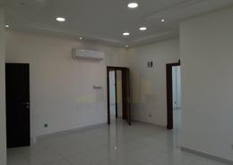 Empty Room image for: Apartment - 3 bedrooms - 5 bathrooms for rent in Hidd - Muharraq Governorate, Image 1