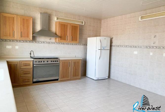 992872 - Property Image 3