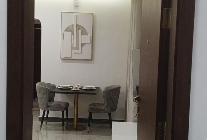 966389 - Property Image 2