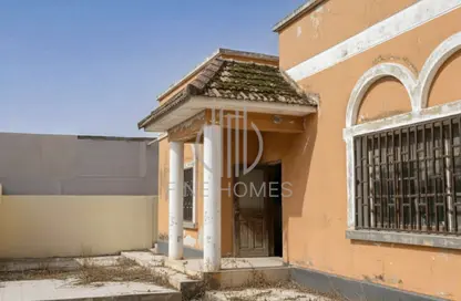 عمارة بالكامل - استوديو - 2 حمامات للايجار في سار - المحافظة الشمالية