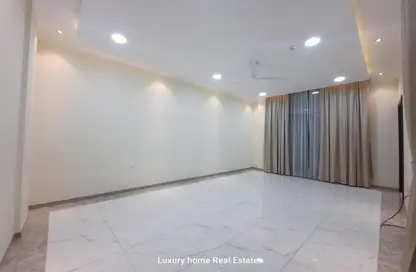 Apartment - 2 Bedrooms - 3 Bathrooms for rent in Hidd - Muharraq Governorate