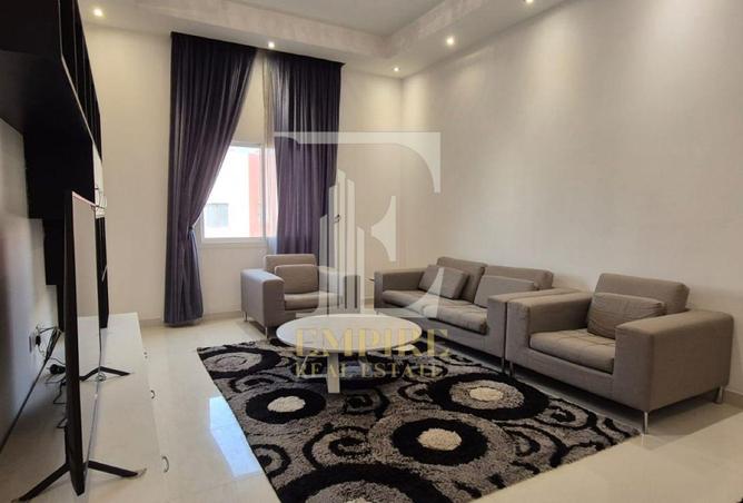 985530 - Property Image 2