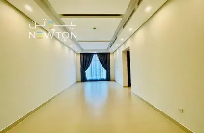 Apartment - 2 Bedrooms - 2 Bathrooms for rent in Sanabis - Manama - Capital Governorate