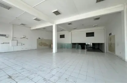 Show Room - Studio - 1 Bathroom for rent in Eker - Central Governorate