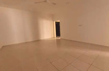 Apartment - 3 Bedrooms - 3 Bathrooms for rent in Jid Ali - Central Governorate