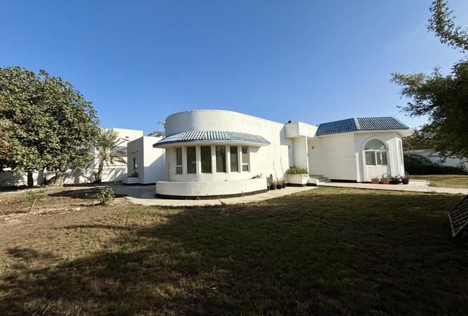 986945 - Property Image 2