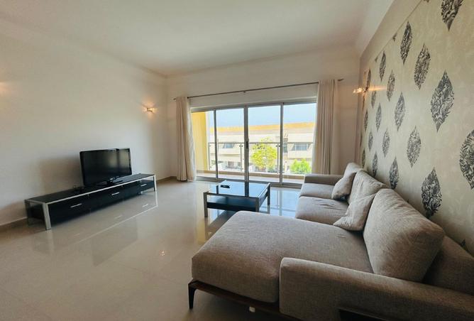 969039 - Property Image 2