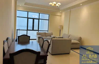 Apartment - 3 Bedrooms - 3 Bathrooms for rent in Al Juffair - Capital Governorate