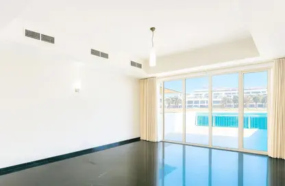 Villa - 3 Bedrooms - 4 Bathrooms for rent in Amwaj Avenue - Amwaj Islands - Muharraq Governorate