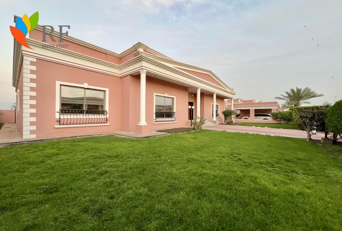 984699 - Property Image 2