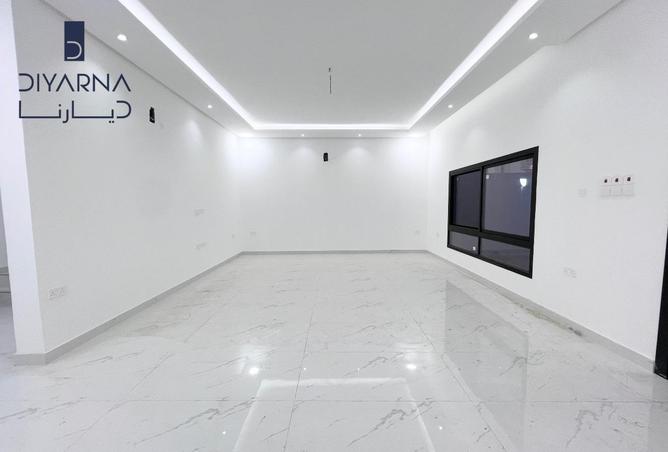 968663 - Property Image 2