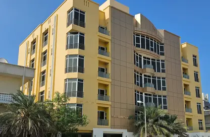 Apartment - 2 Bedrooms - 2 Bathrooms for rent in Salmaniya - Manama - Capital Governorate