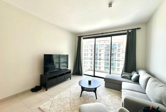 988730 - Property Image 2