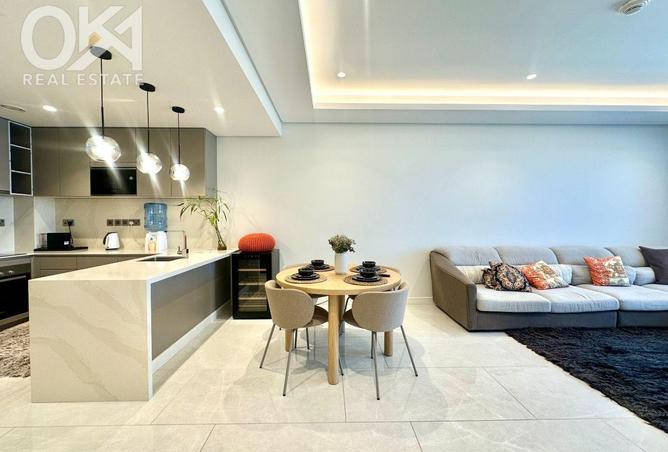 958167 - Property Image 2
