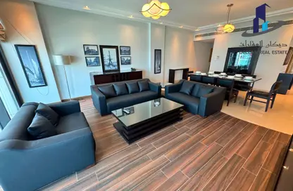 Apartment - 3 Bedrooms - 5 Bathrooms for rent in Al Juffair - Capital Governorate