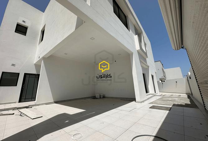 802408 - Property Image 3