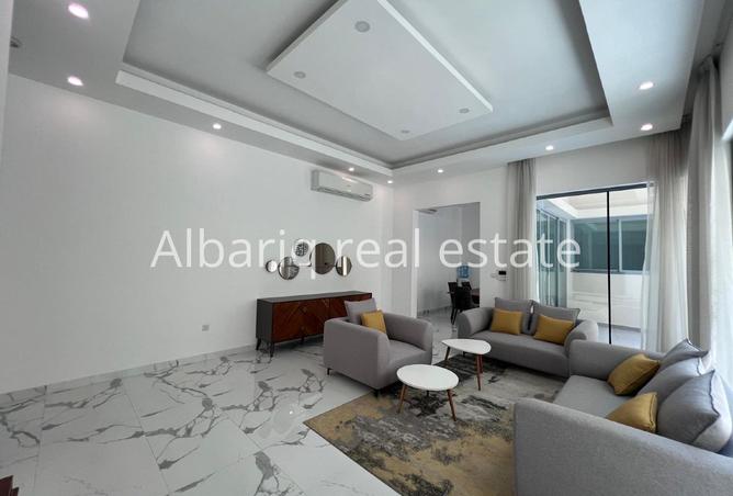 970888 - Property Image 2