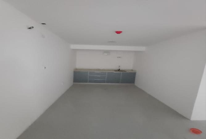 980114 - Property Image 3