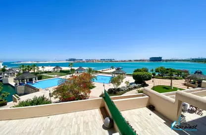 Apartment - 2 Bedrooms - 3 Bathrooms for sale in Amwaj Avenue - Amwaj Islands - Muharraq Governorate