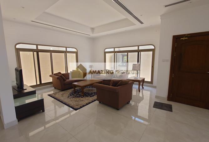 980092 - Property Image 3