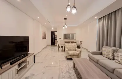 Apartment - 3 Bedrooms - 4 Bathrooms for rent in Al Juffair - Capital Governorate