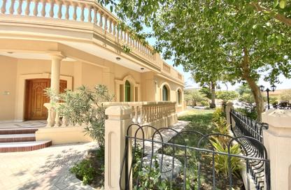 Villa - 3 Bedrooms - 3 Bathrooms for rent in Janabiya - Northern Governorate