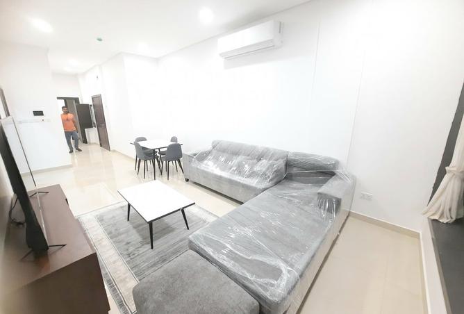 965615 - Property Image 2