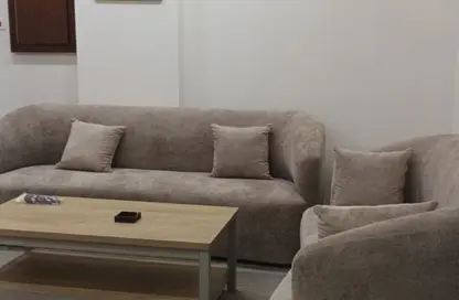 Apartment - 2 Bedrooms - 1 Bathroom for rent in Exhibition Road - Hoora - Capital Governorate