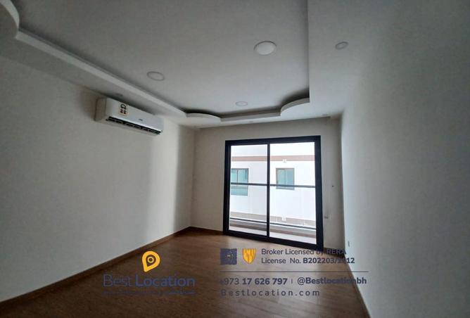 951971 - Property Image 2