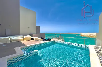 فيلا - 3 غرف نوم - 7 حمامات للبيع في النسيم - ديار المحرق - المحرق