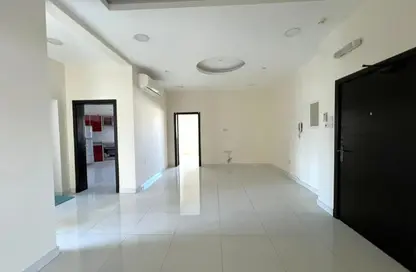 Apartment - 2 Bedrooms - 2 Bathrooms for rent in Jannusan - Northern Governorate