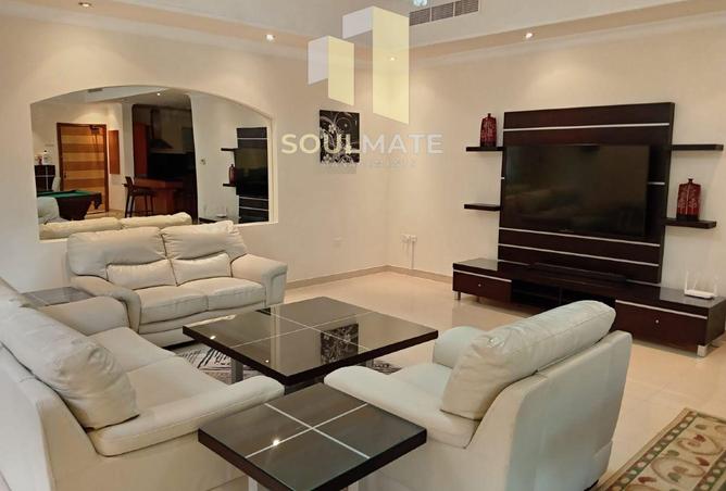 954565 - Property Main Image
