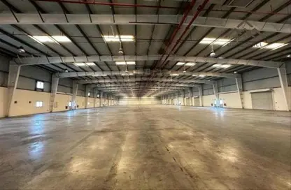 Warehouse - Studio - 4 Bathrooms for rent in Hidd - Muharraq Governorate