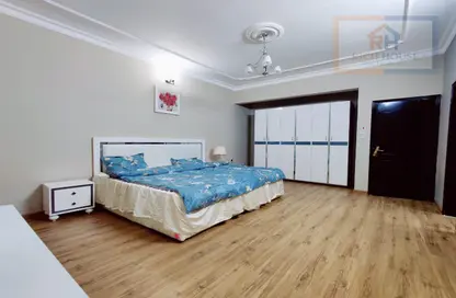 Room / Bedroom image for: Apartment - 3 Bedrooms - 3 Bathrooms for rent in Busaiteen - Muharraq Governorate, Image 1