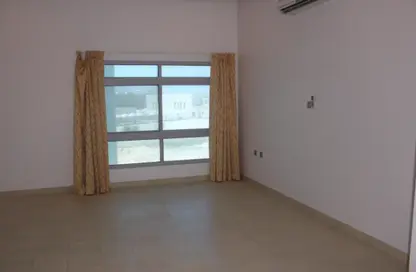 Apartment - 2 Bedrooms - 2 Bathrooms for rent in Janabiya - Northern Governorate