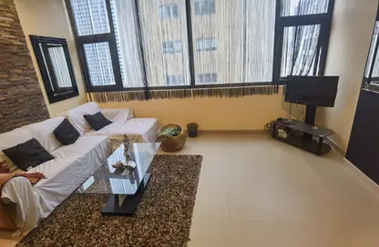 Apartment - 1 Bedroom - 2 Bathrooms for rent in Al Juffair - Capital Governorate