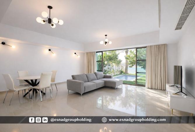 986547 - Property Image 2