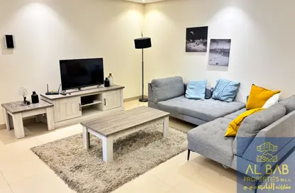 Apartment - Studio - 2 Bathrooms for rent in Busaiteen - Muharraq Governorate