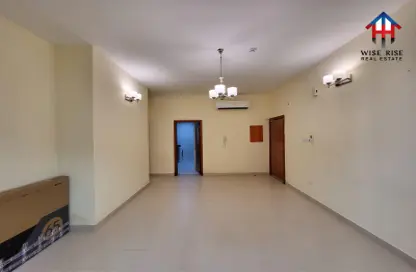 Apartment - 2 Bedrooms - 2 Bathrooms for rent in Hidd - Muharraq Governorate