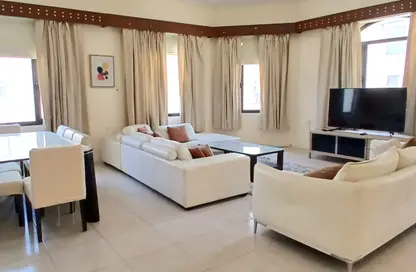Apartment - 3 Bedrooms - 2 Bathrooms for rent in Al Juffair - Capital Governorate