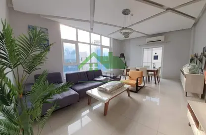 Apartment - 2 Bedrooms - 3 Bathrooms for rent in Hidd - Muharraq Governorate