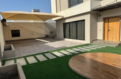 Villa - 4 Bedrooms - 5 Bathrooms for sale in Dumistan - Northern Governorate