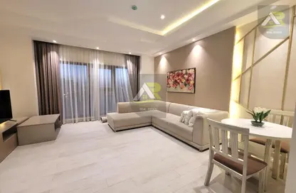 Apartment - 1 Bedroom - 1 Bathroom for rent in Sanabis - Manama - Capital Governorate