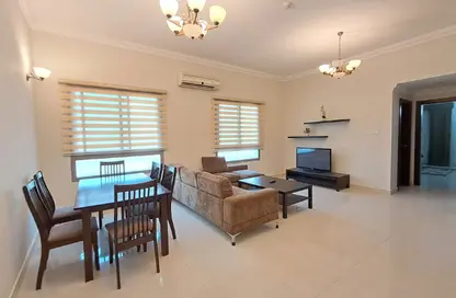 Apartment - 2 Bedrooms - 2 Bathrooms for rent in Zinj - Manama - Capital Governorate