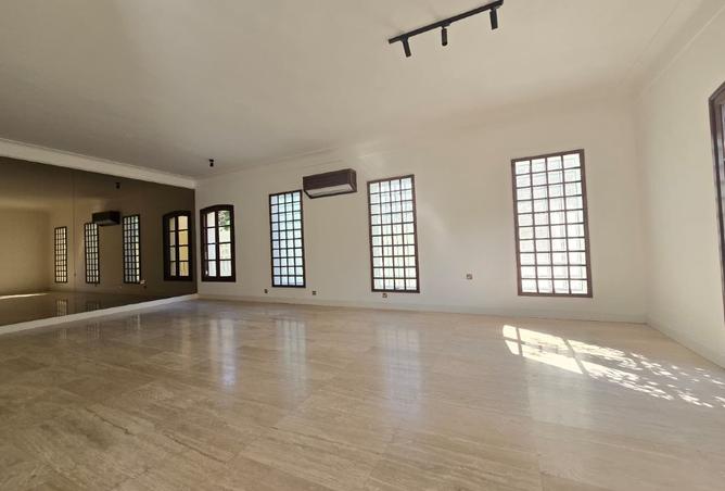 974866 - Property Image 2