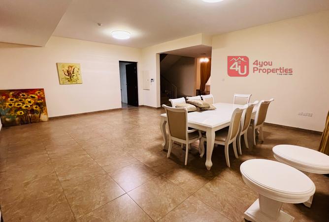 955588 - Property Image 3