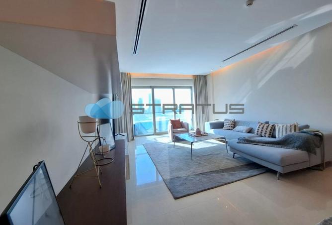 958086 - Property Image 3